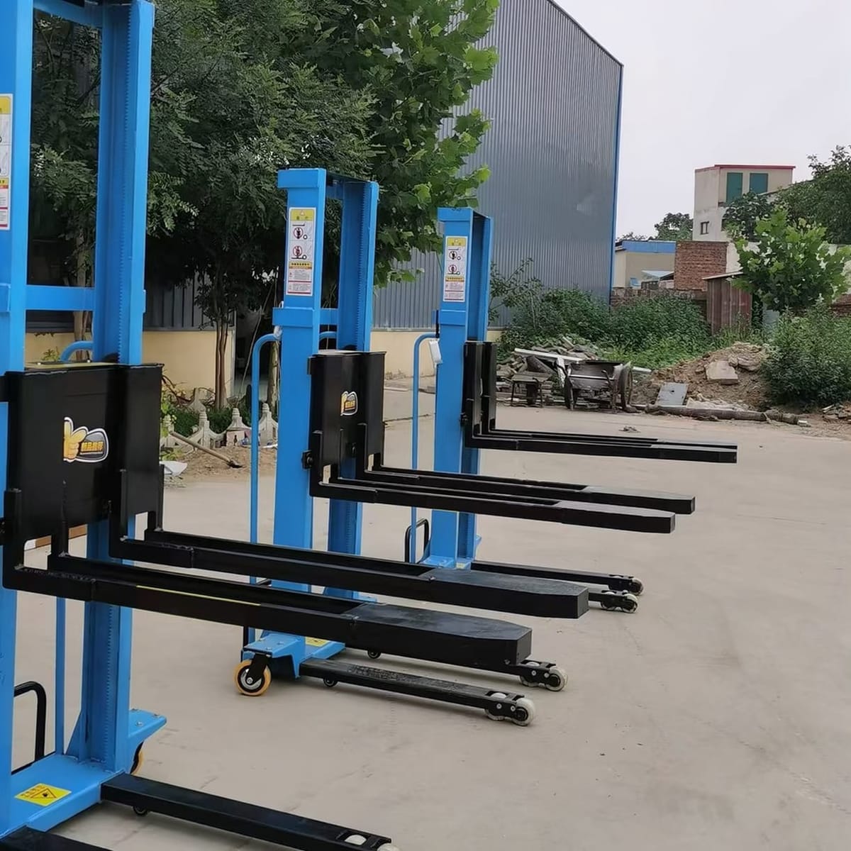 1 Ton Self-Loading Forklift